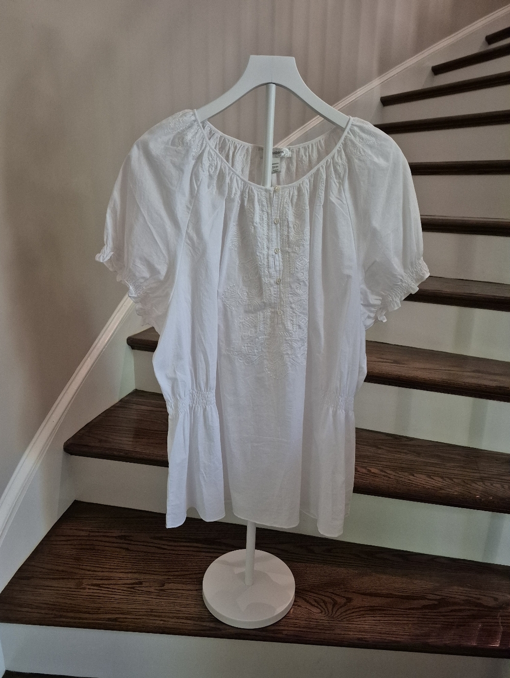 dressbarn White Cotton Peasant Blouse with Pintuck Front